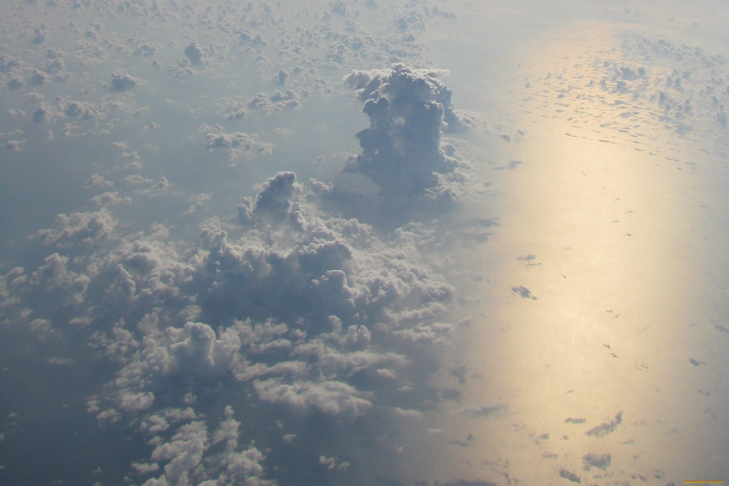 Спектакль океан в облаках. Рамки вулкан небо океан. Над океанов облаков минус